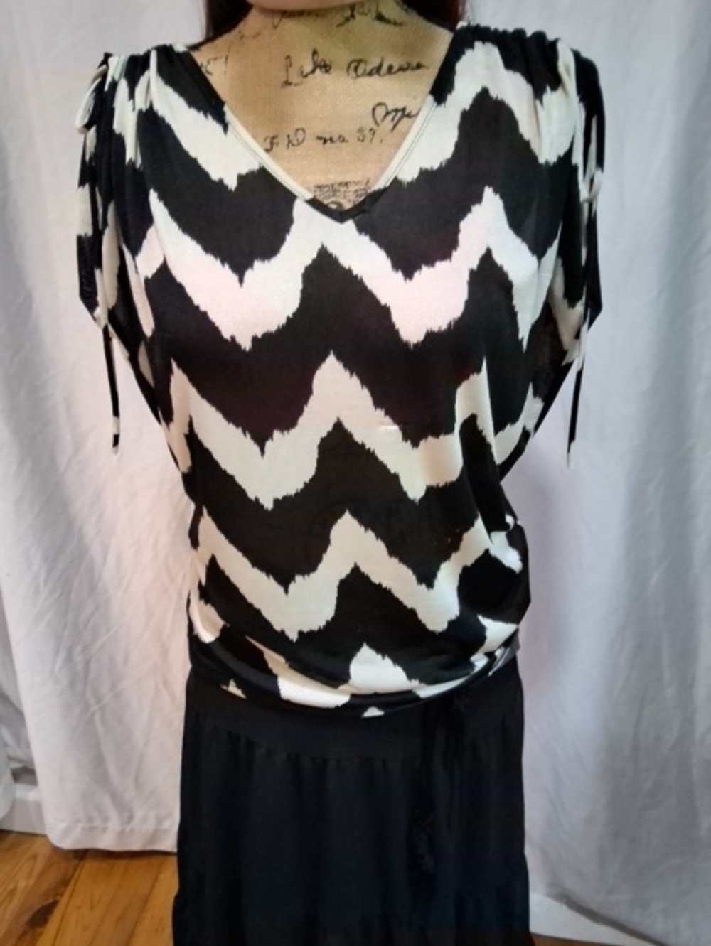 Women's Black & White Chevron V-Neck Blouse with Tie Sleeves